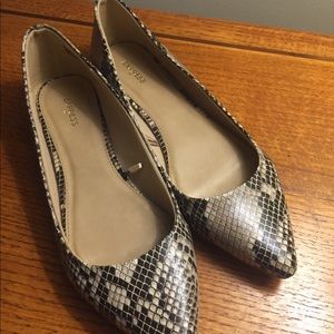Express flats- Size 9
